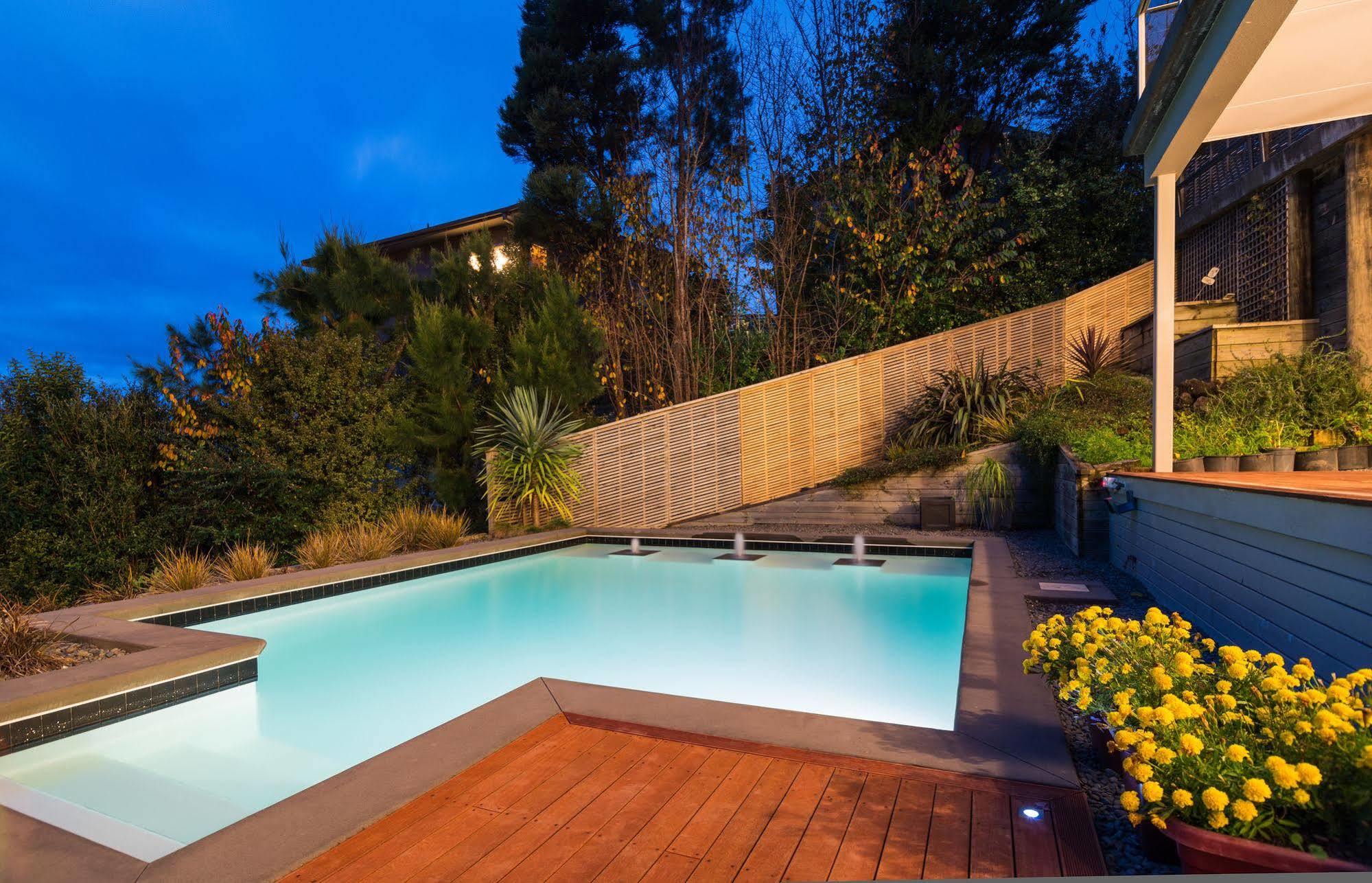 Decks Of Paihia Bed & Breakfast Exterior foto